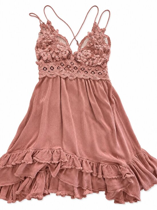 Free People Dresses & Skirts - Free People Adella Slip Dress Mauve Pink Lace Boho Mini Dress Size M